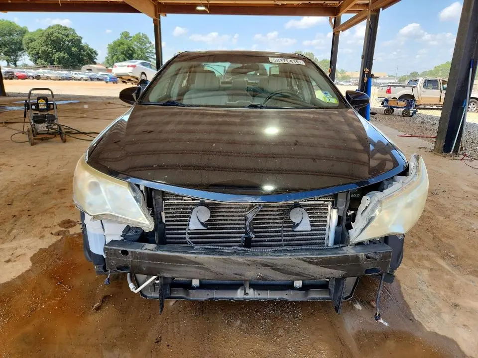 2012 TOYOTA CAMRY XLE  