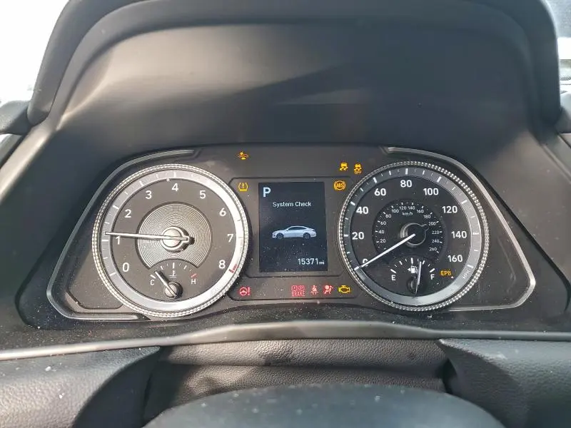 2023 HYUNDAI SONATA SE  