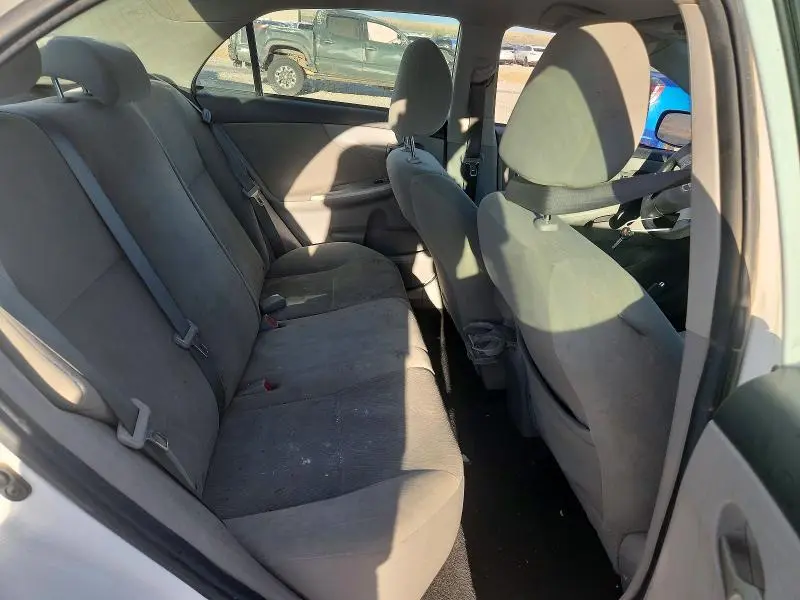 2012 TOYOTA COROLLA LE  