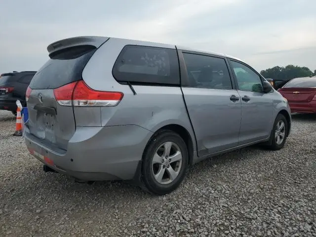 2011 TOYOTA SIENNA BASE  