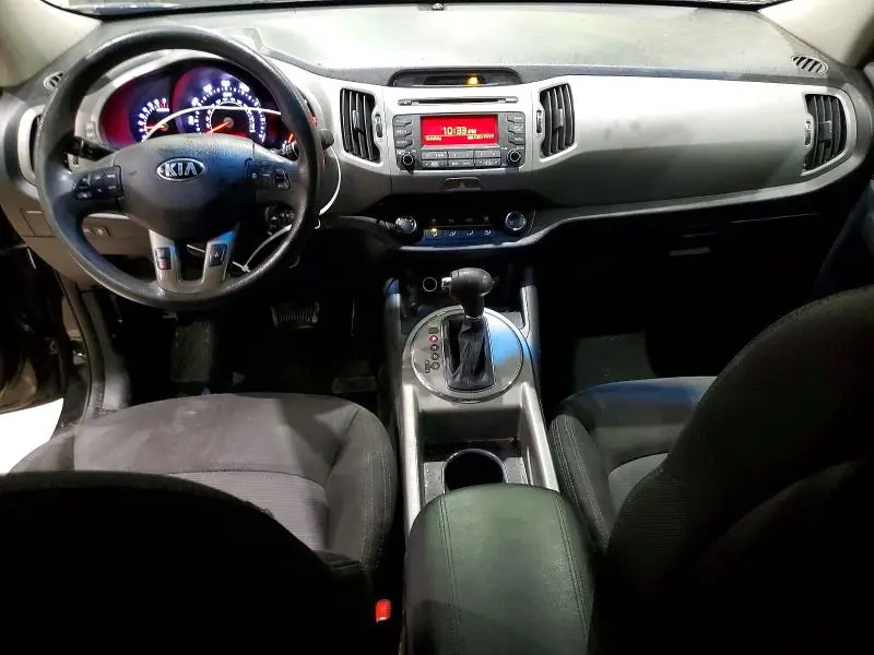 2016 KIA SPORTAGE LX  