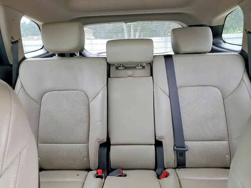 2017 HYUNDAI SANTA FE SE ULTIMATE  