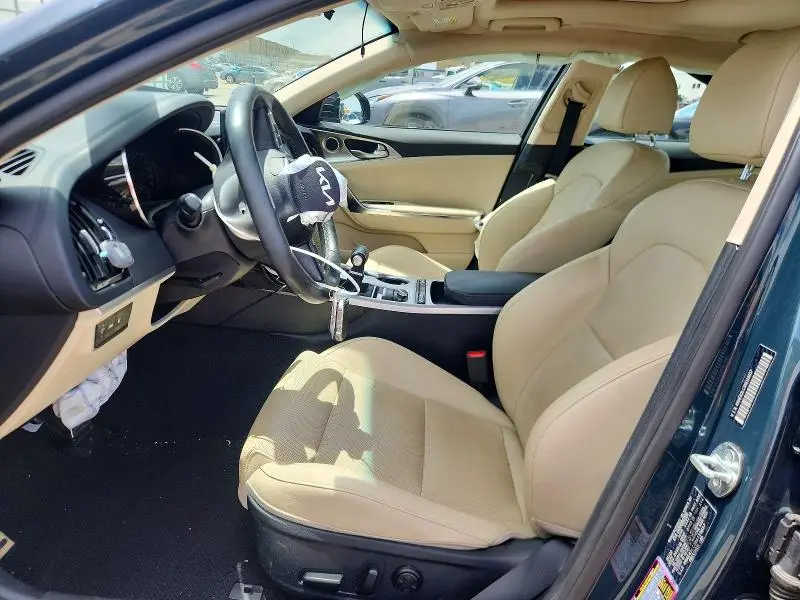 2022 KIA STINGER GT1  