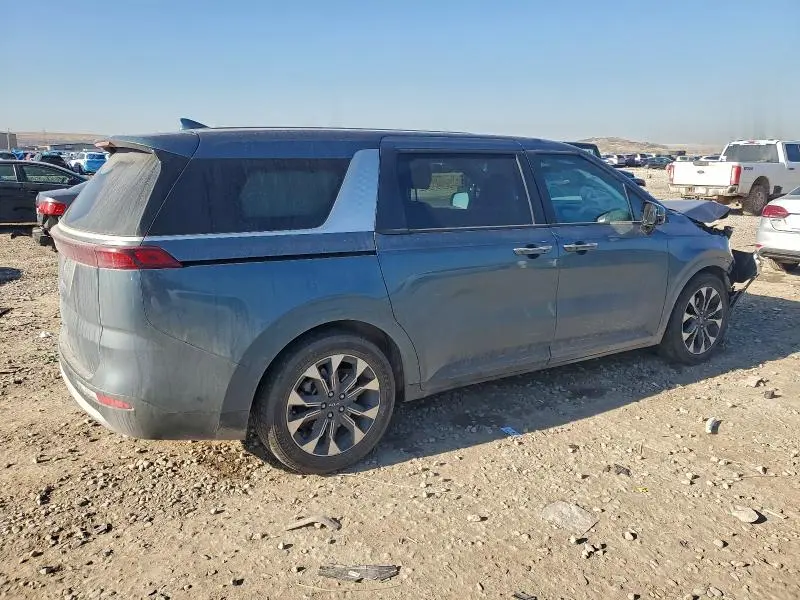 2022 KIA CARNIVAL EX  