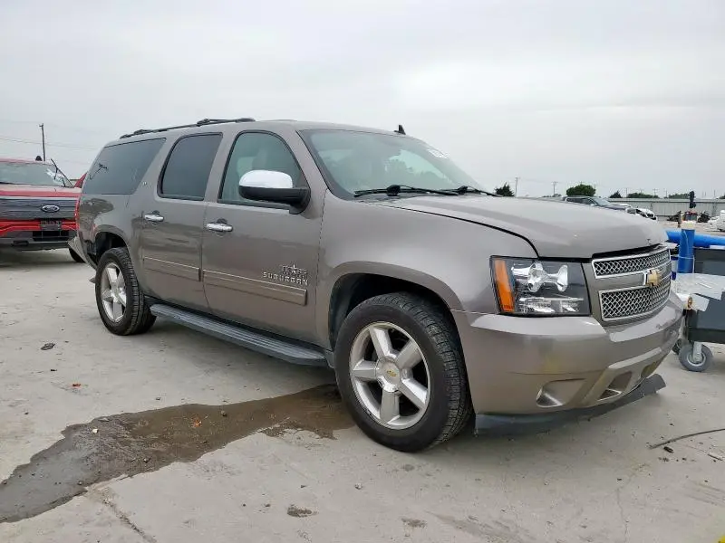 2011 CHEVROLET SUBURBAN C1500 LT  