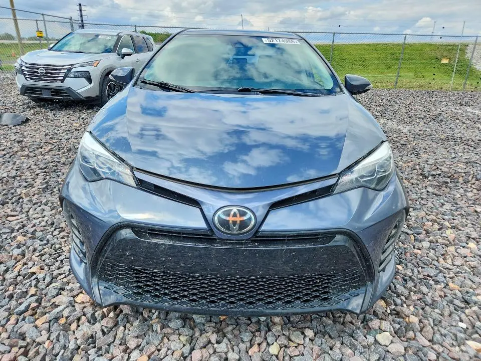 2017 TOYOTA COROLLA SE  