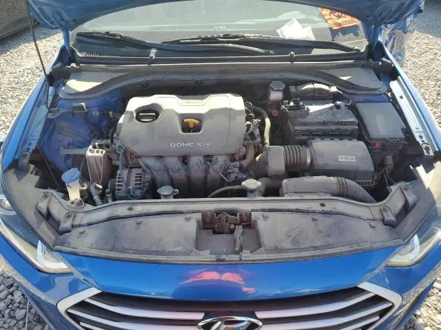2018 HYUNDAI ELANTRA SE