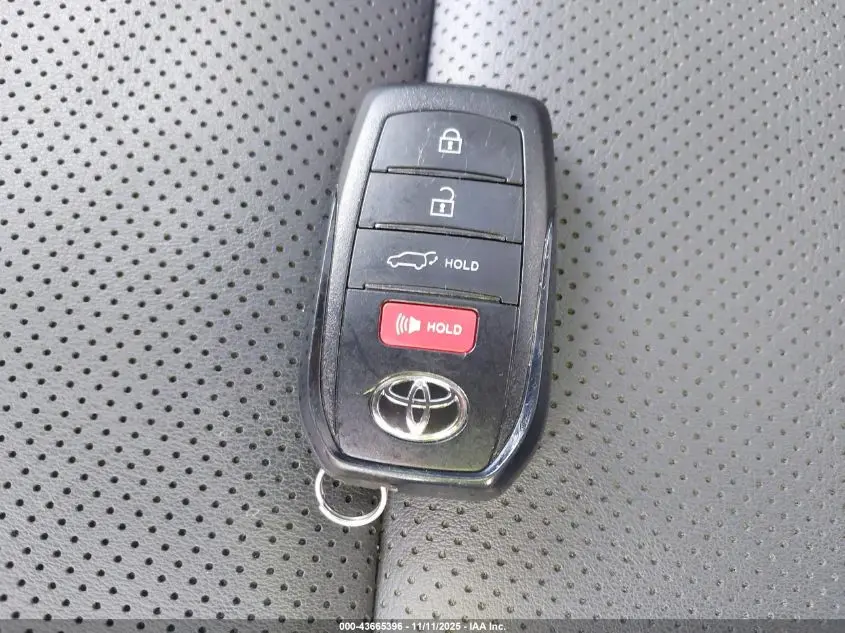 2023 TOYOTA PRIUS LIMITED AWD-E