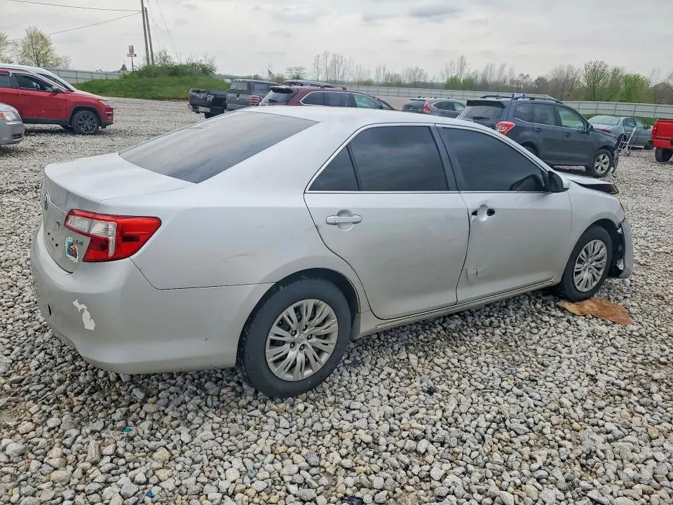 2013 TOYOTA CAMRY LE  