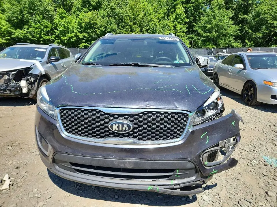 2016 KIA SORENTO LX  