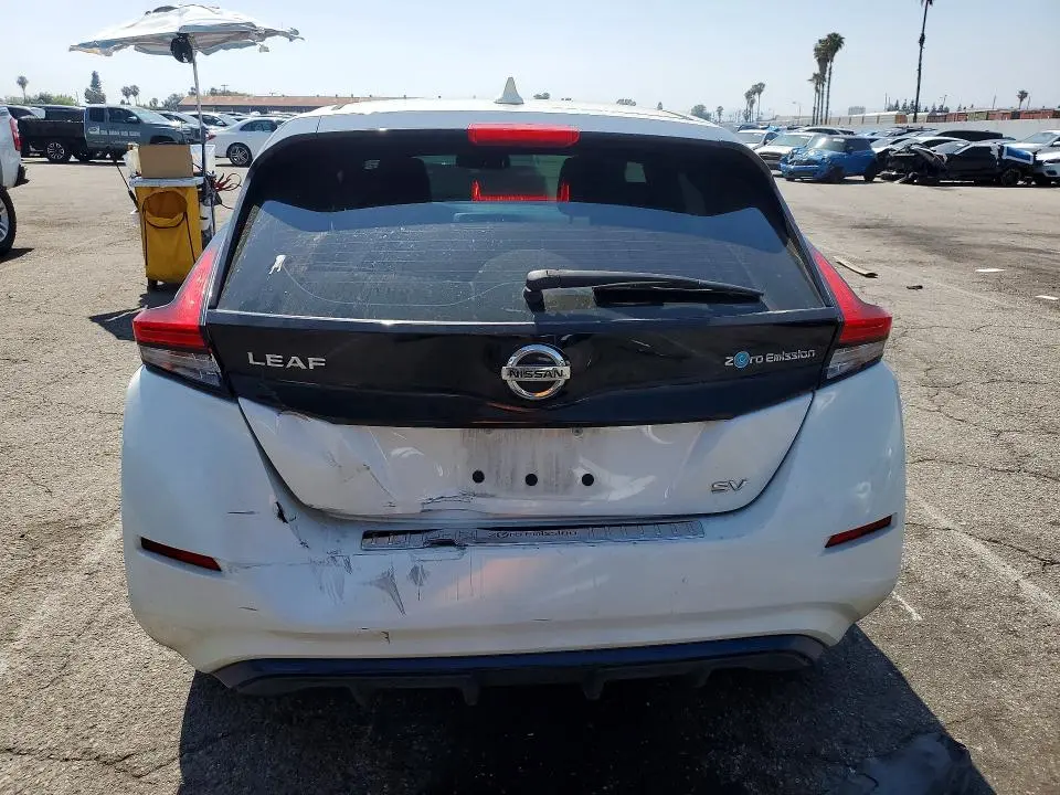 2018 NISSAN LEAF SV  
