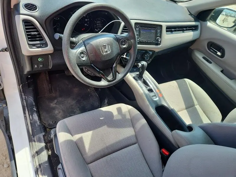 2016 HONDA HR-V LX  