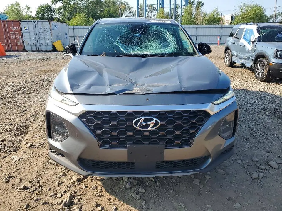 2019 HYUNDAI SANTA FE SE  