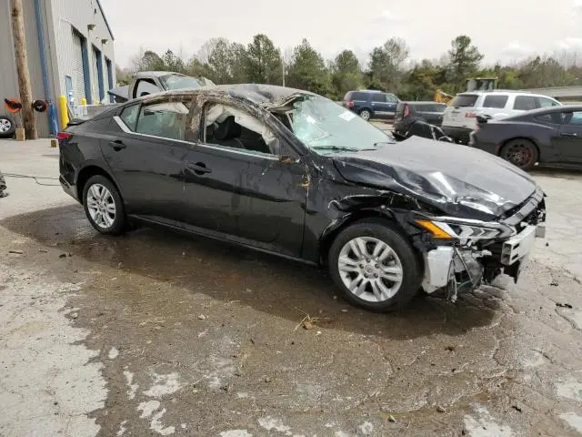 2022 NISSAN ALTIMA SR  