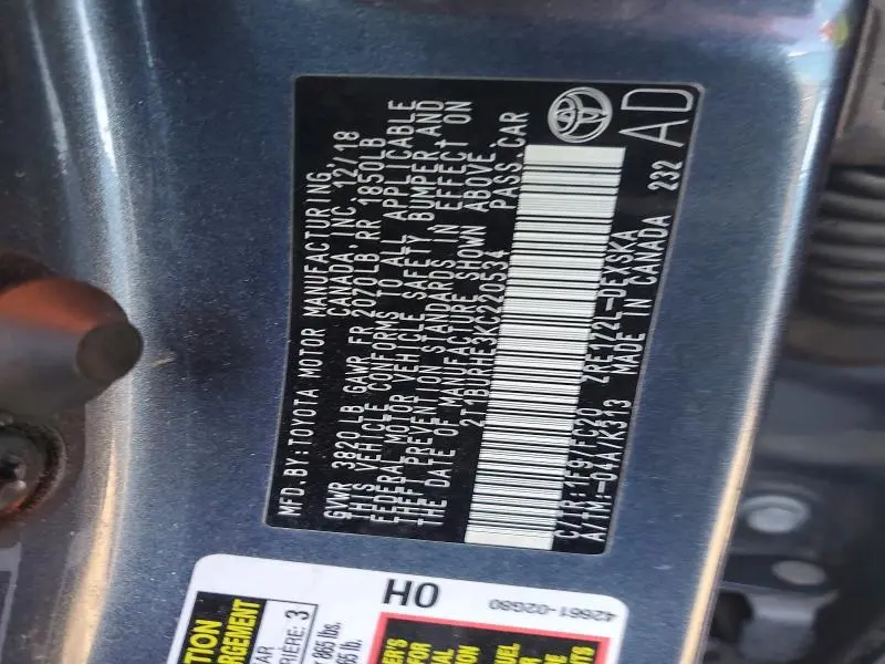 2019 TOYOTA COROLLA SE  