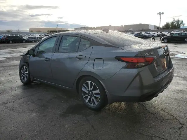 2021 NISSAN VERSA SV  