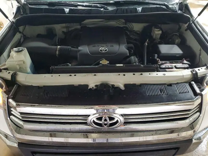 2017 TOYOTA TUNDRA SR5  
