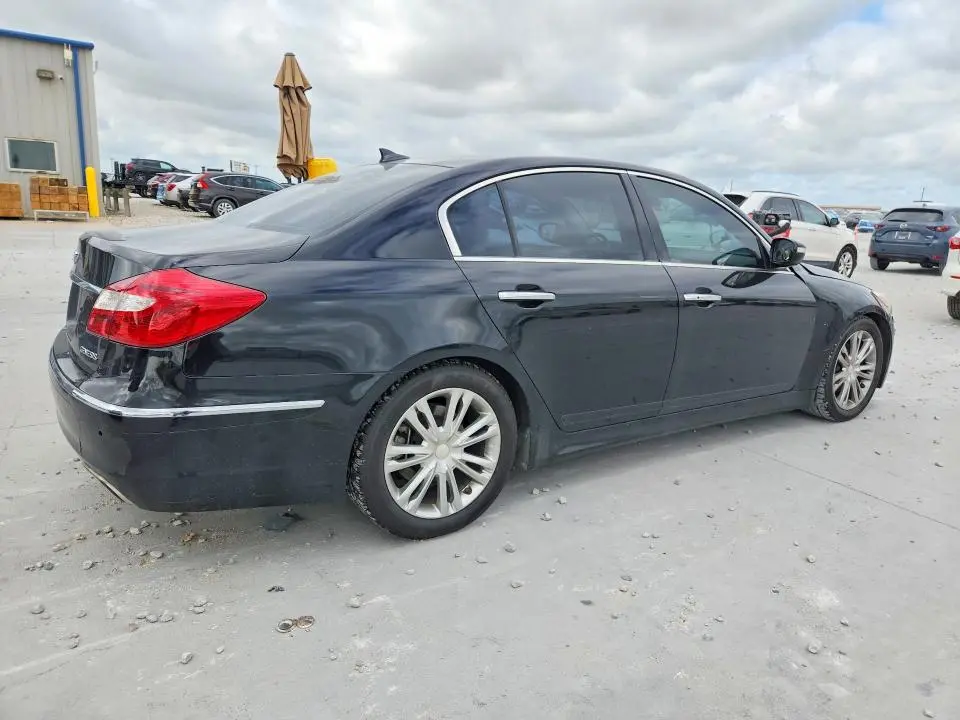 2013 HYUNDAI GENESIS 3.8L  