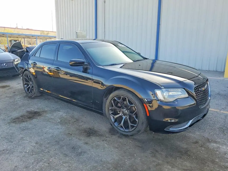 2019 CHRYSLER 300 TOURING  