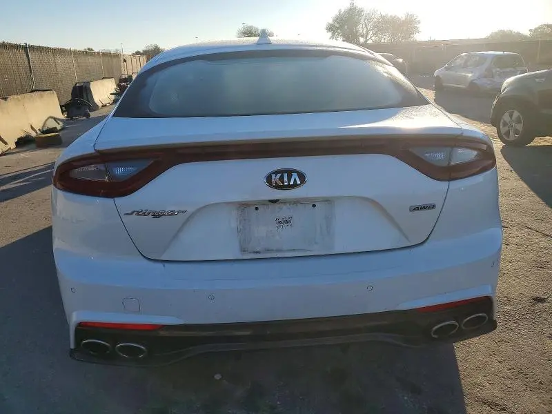 2018 KIA STINGER   