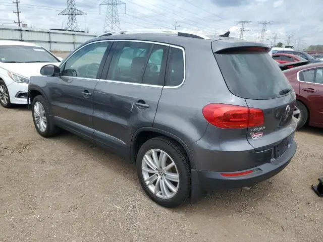 2016 VOLKSWAGEN TIGUAN S  