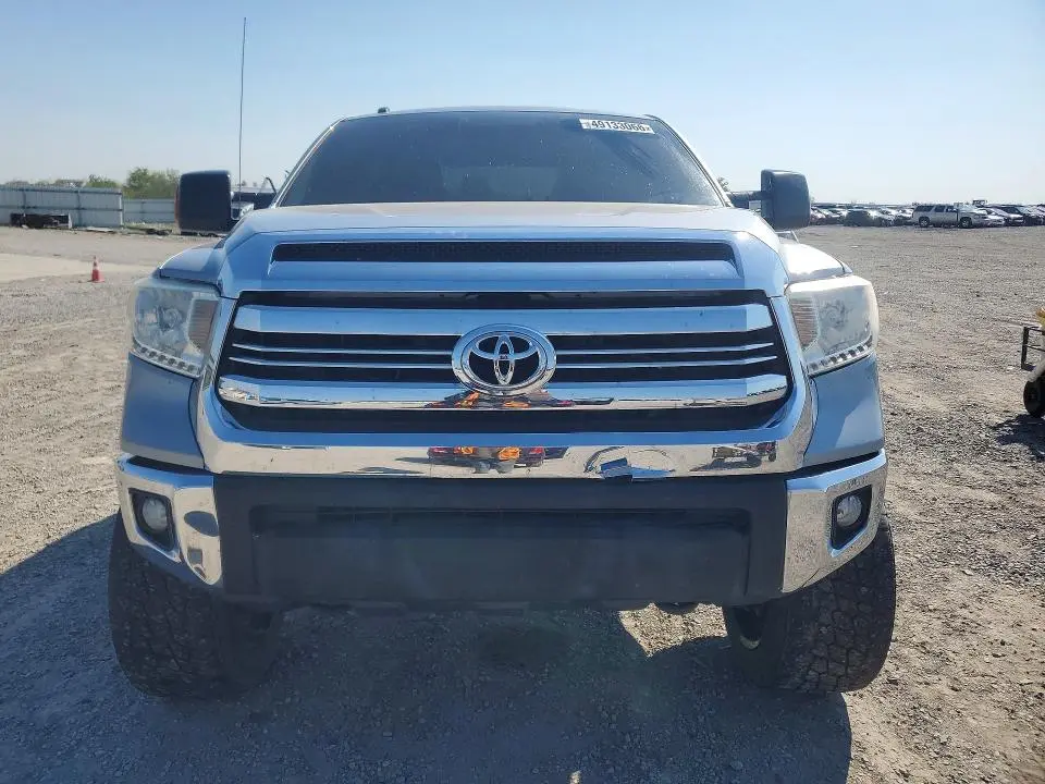 2016 TOYOTA TUNDRA SR5  