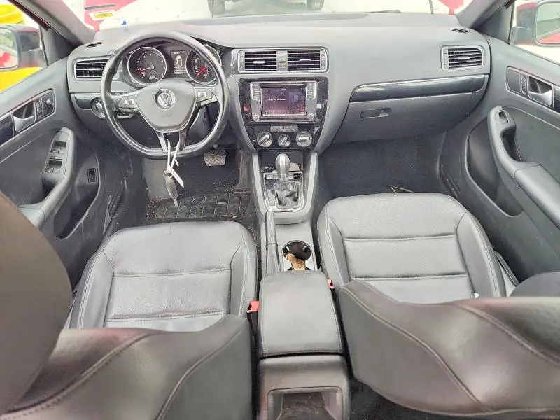 2018 VOLKSWAGEN JETTA SPORT  