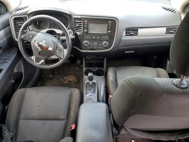 2016 MITSUBISHI OUTLANDER SE  