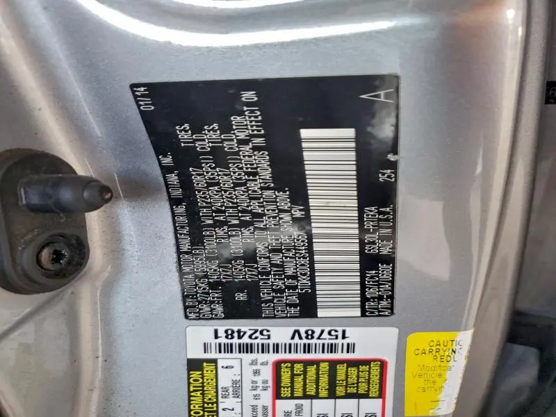 2014 TOYOTA SIENNA LE  