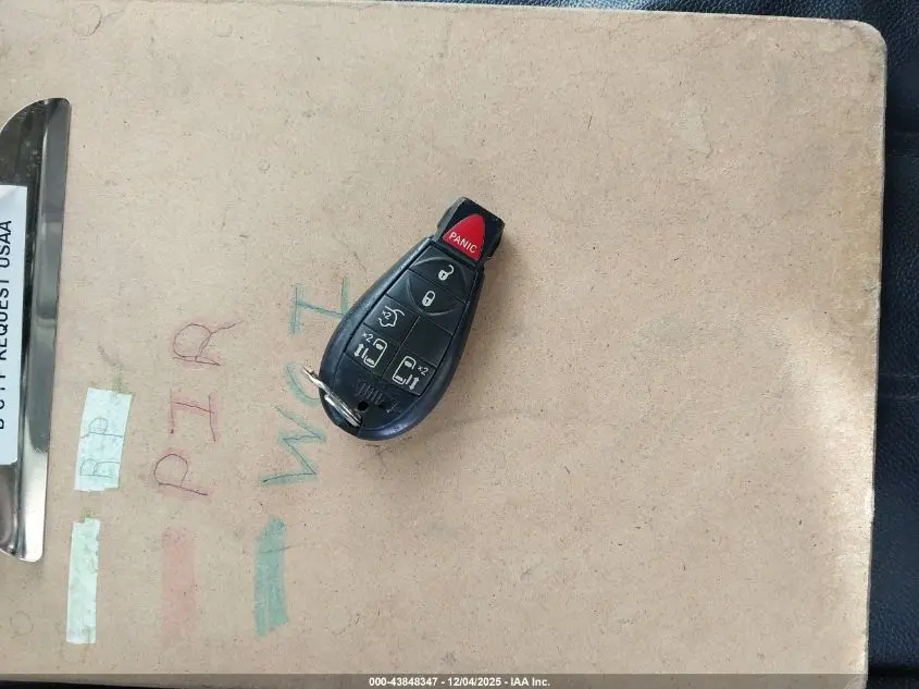 2016 CHRYSLER TOWN & COUNTRY TOURING