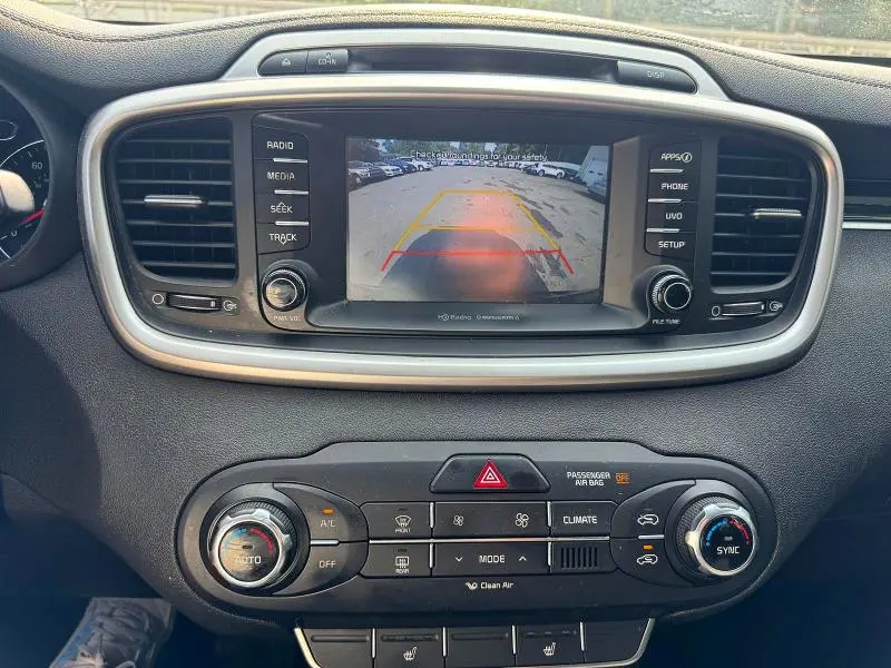 2018 KIA SORENTO LX  