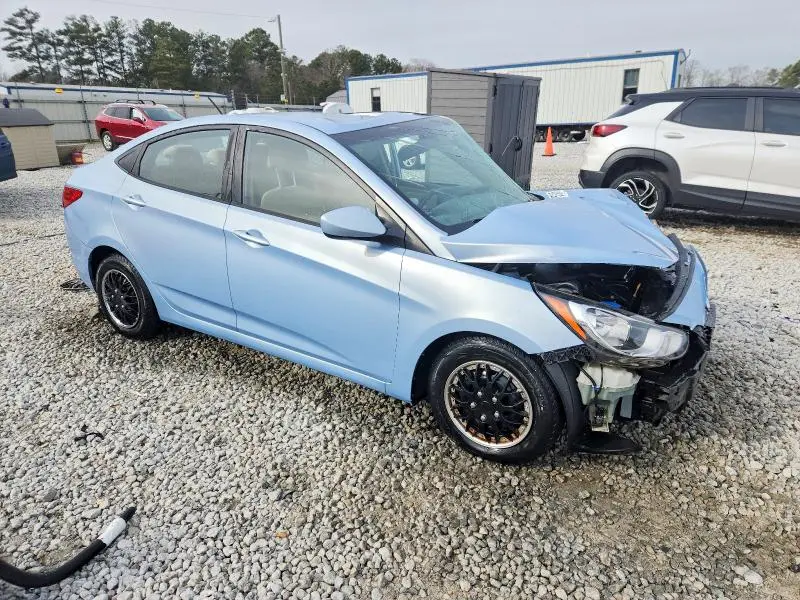 2013 HYUNDAI ACCENT GLS  