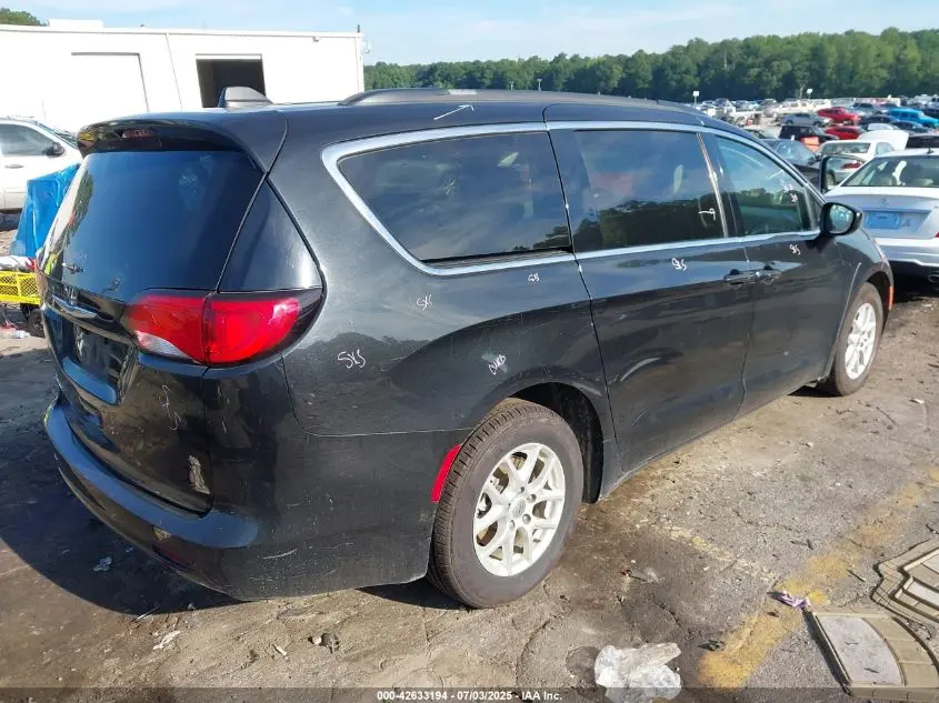 2021 CHRYSLER VOYAGER LXI