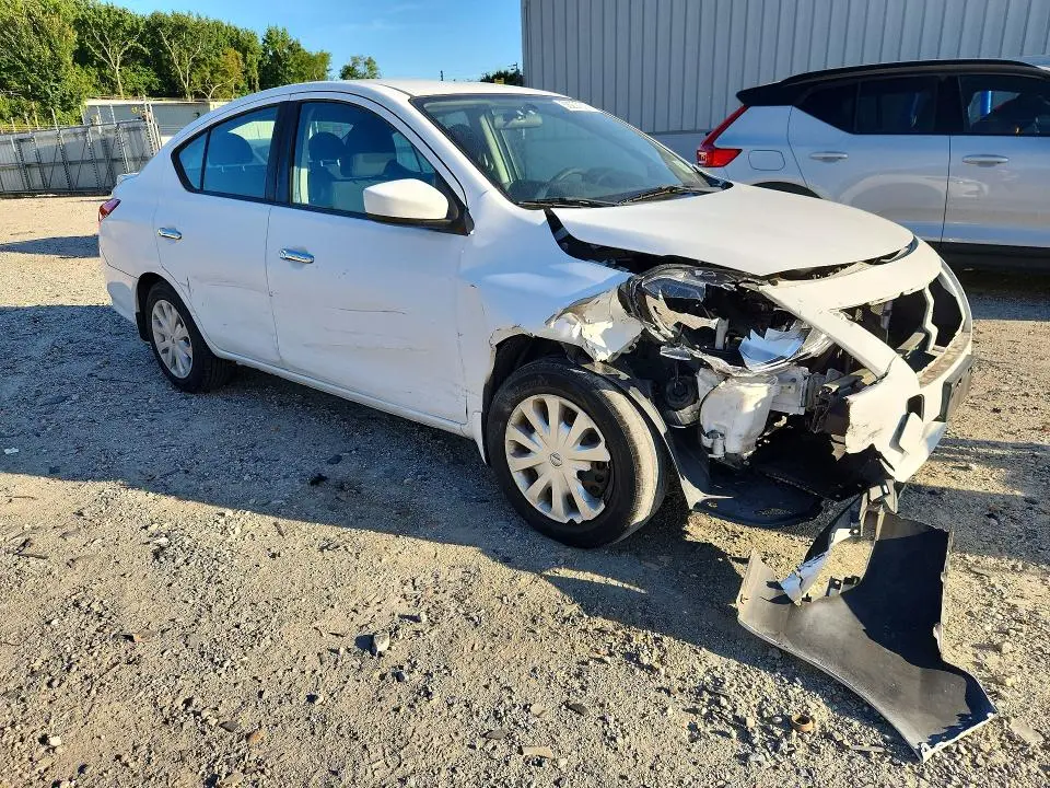 2016 NISSAN VERSA 1.6 SV  