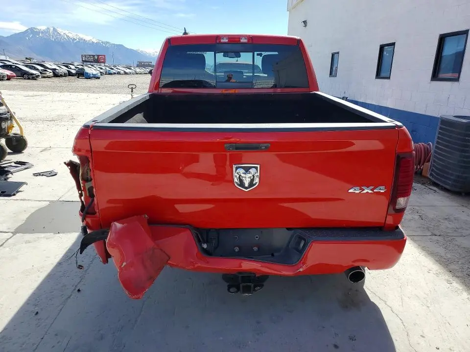 2015 RAM 1500 SPORT  