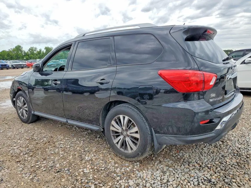 2018 NISSAN PATHFINDER SL  