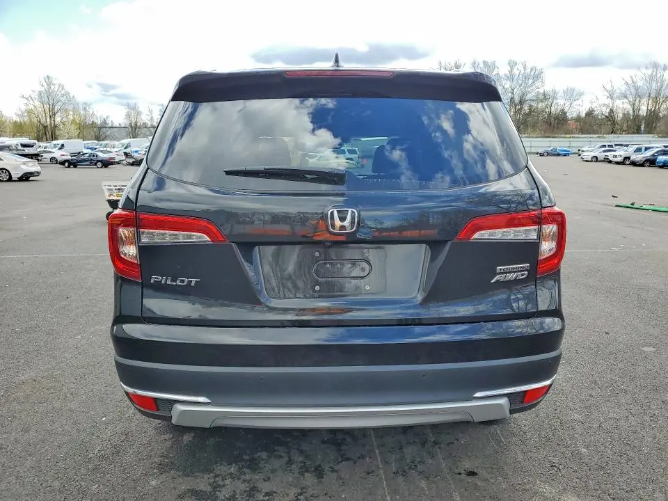 2019 HONDA PILOT TOURING  