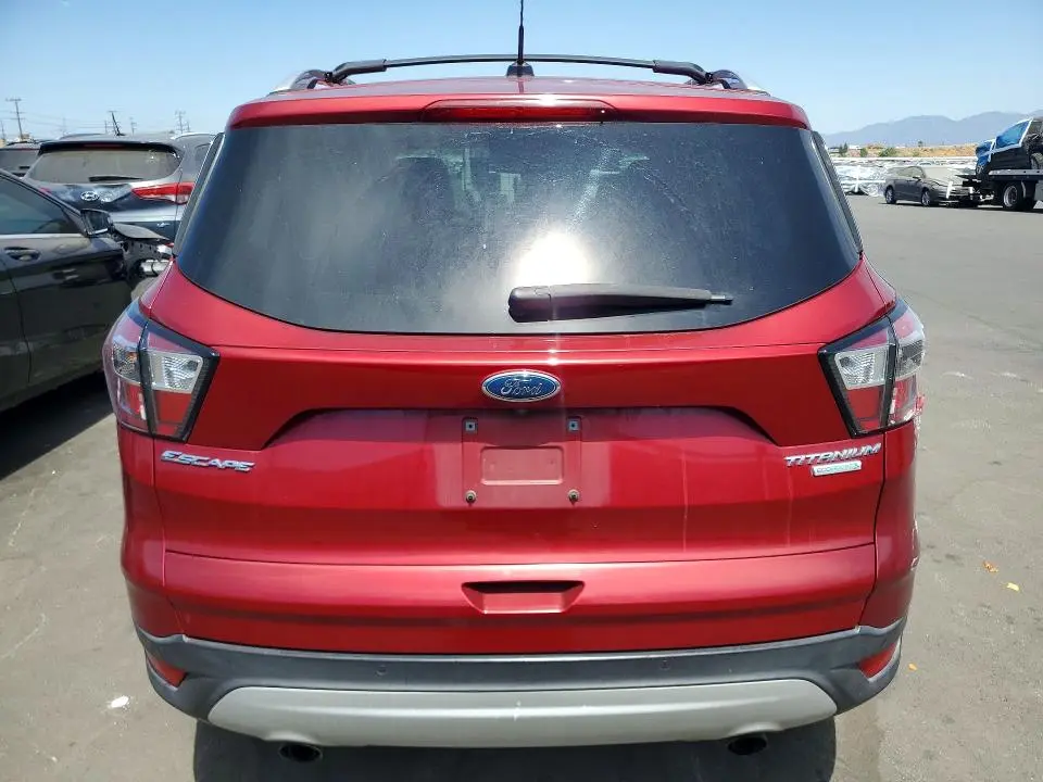 2017 FORD ESCAPE TITANIUM  