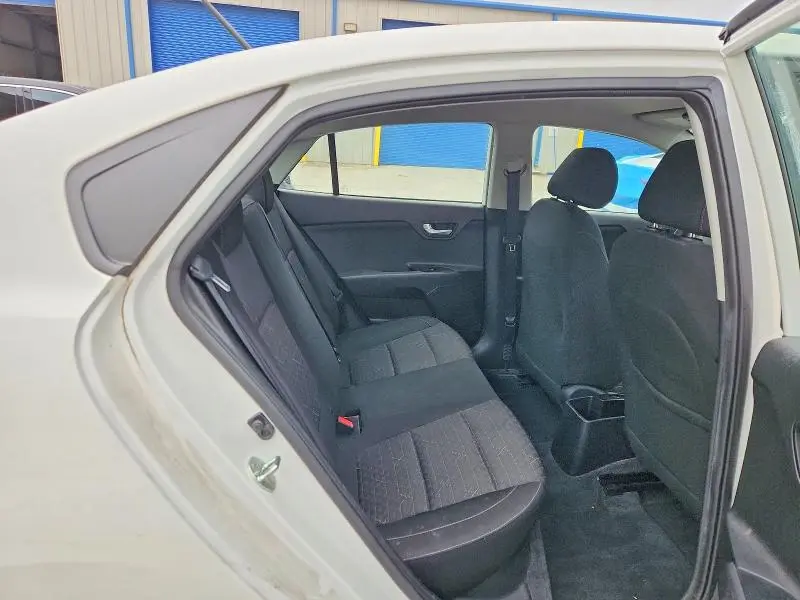2021 KIA RIO LX  