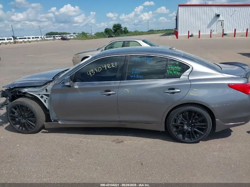 2016 INFINITI Q50 3.0T RED SPORT 400