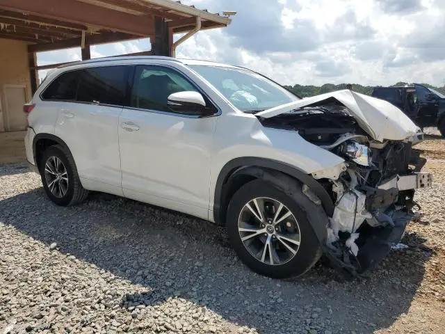 2016 TOYOTA HIGHLANDER XLE  