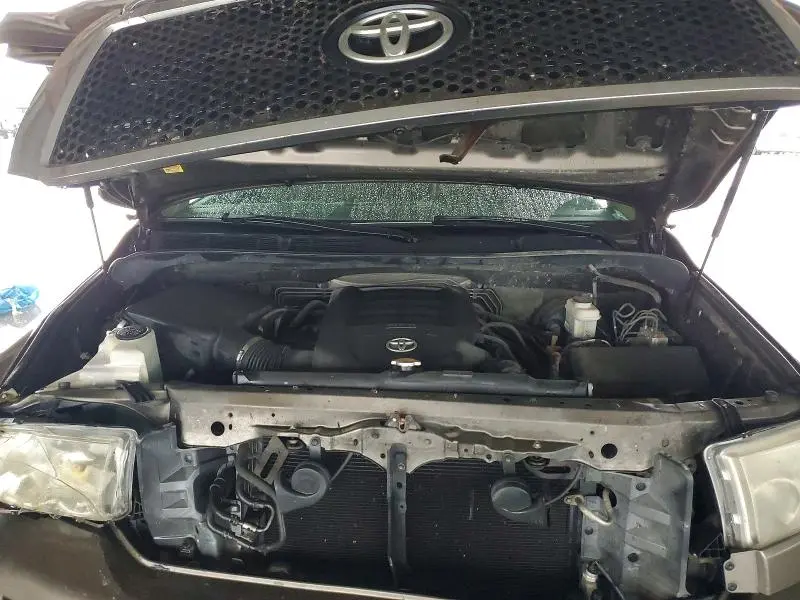 2011 TOYOTA TUNDRA CREWMAX SR5  
