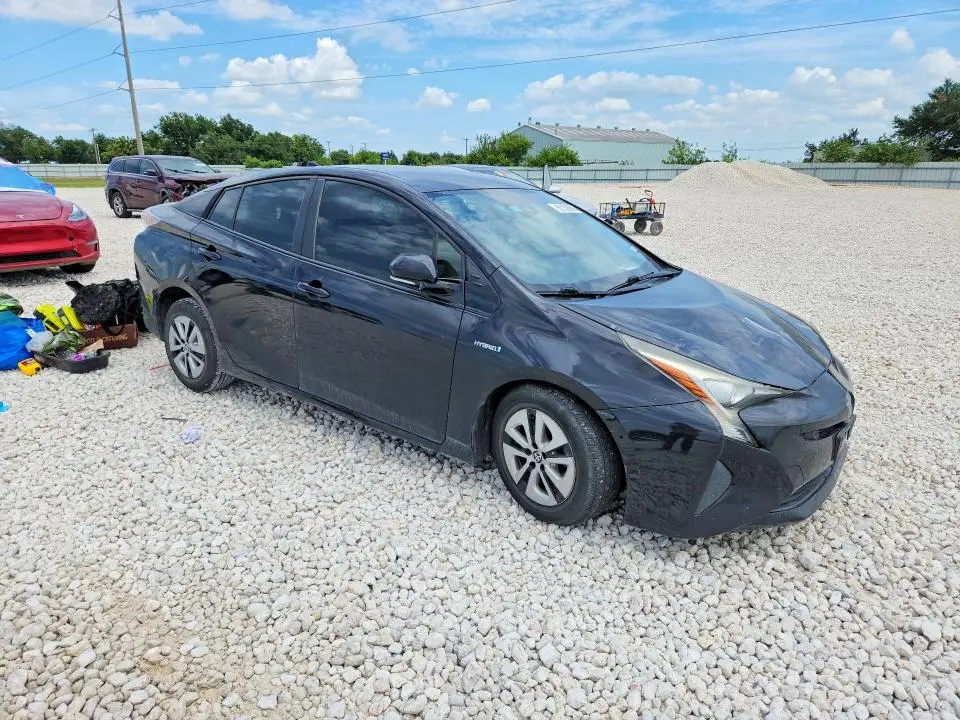 2017 TOYOTA PRIUS   