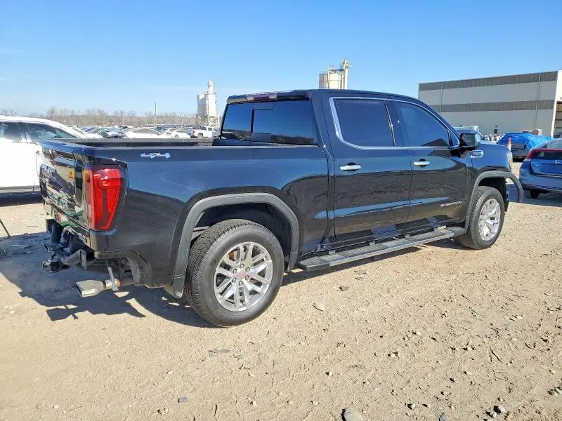 2021 GMC SIERRA K1500 SLT  