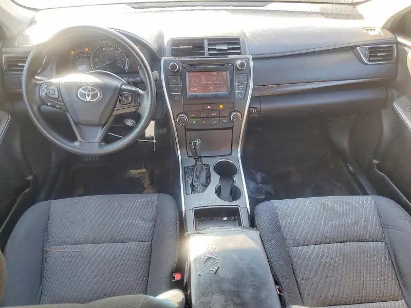 2015 TOYOTA CAMRY LE  