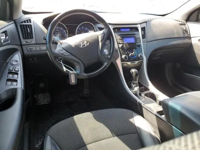 2012 HYUNDAI SONATA SE  