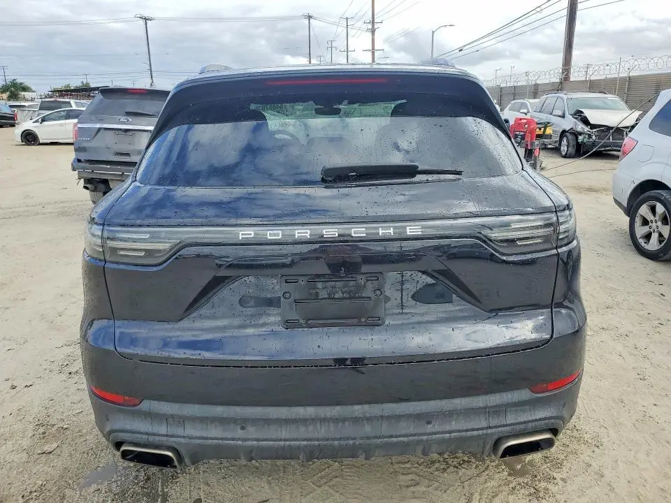 2019 PORSCHE CAYENNE   