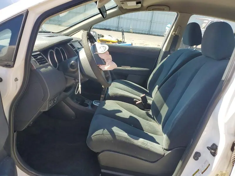 2010 NISSAN VERSA 1.8 S  