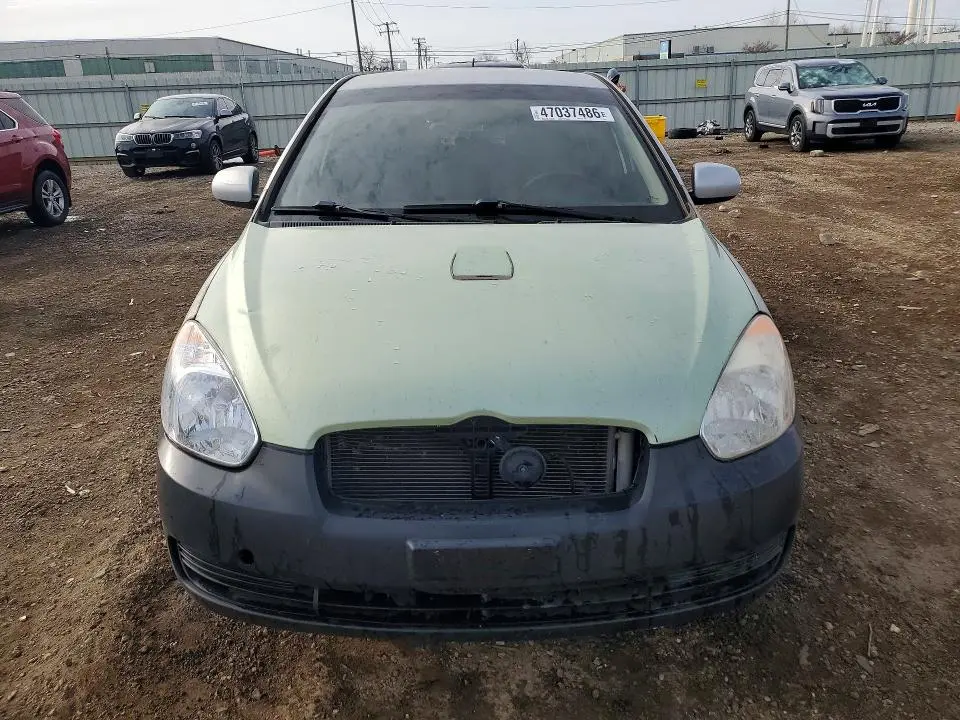 2011 HYUNDAI ACCENT GLS  