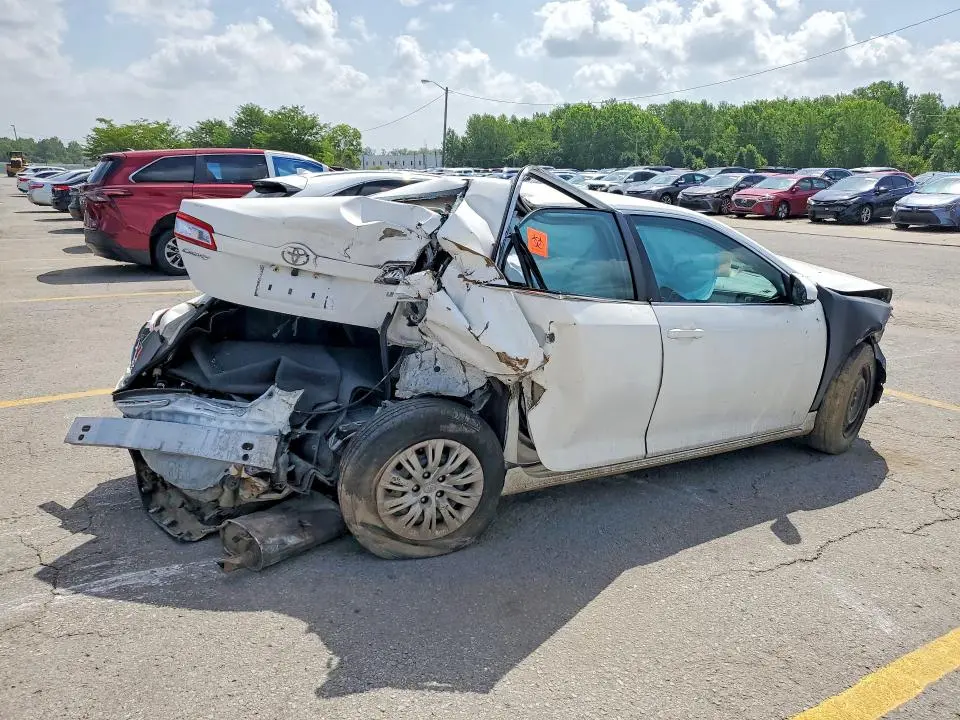 2012 TOYOTA CAMRY LE  